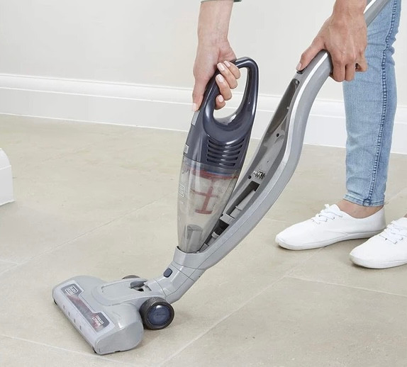 جارو شارژی ایستاده و دستی بلک اند دکرBlack+Decker مدل SVB520JW-B5