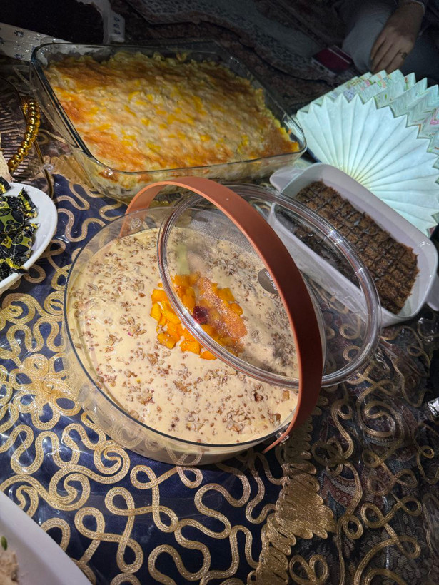 ظرف اکرولیک درب دار دسته چرمی