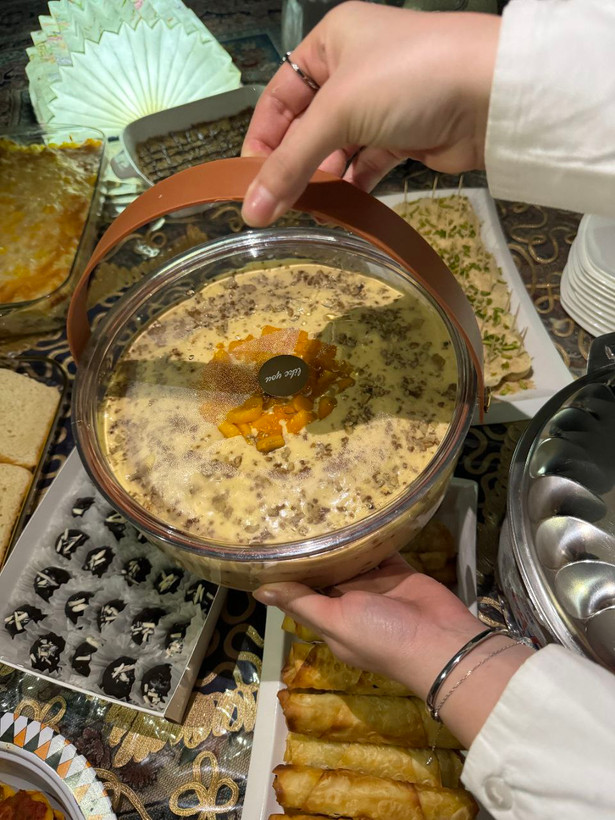ظرف اکرولیک درب دار دسته چرمی