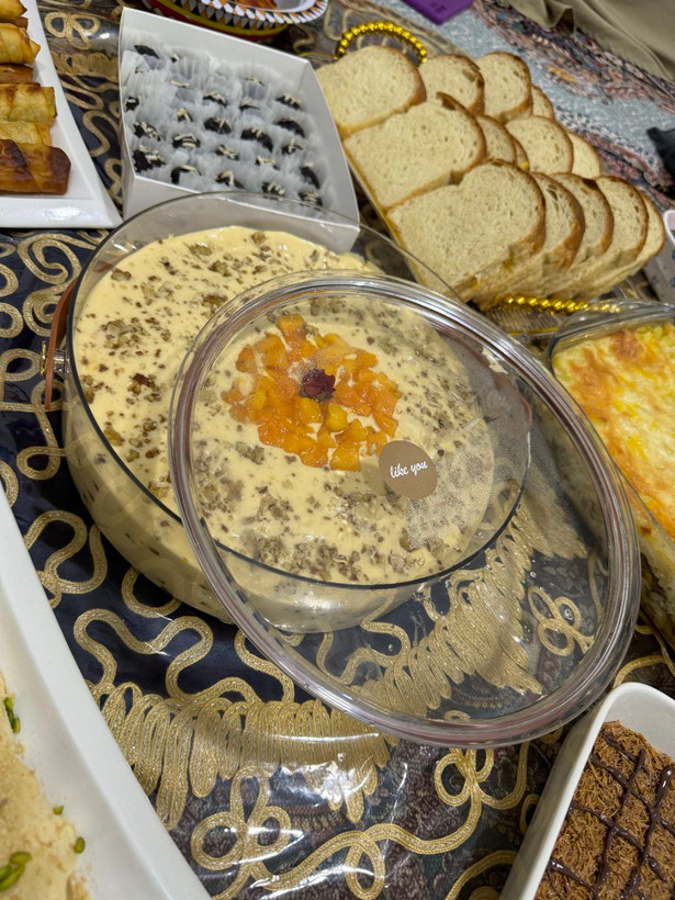 ظرف اکرولیک درب دار دسته چرمی