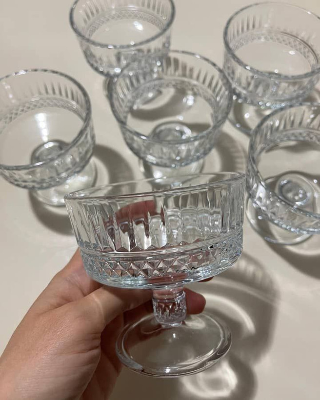 بستنی خوری پایه بلند و پایه کوتاه طرح الیسا محصول DELI GLASS