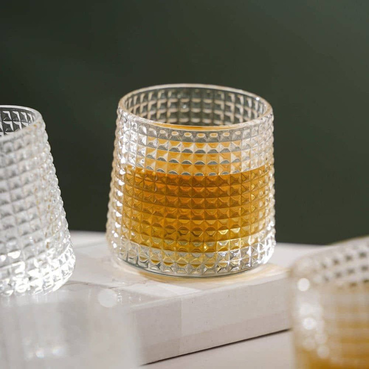نیم لیوان چرخشی در دو طرح برند DELI GLASS