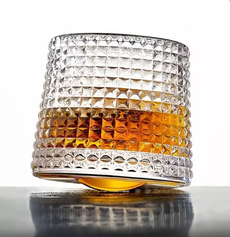 نیم لیوان چرخشی در دو طرح برند DELI GLASS