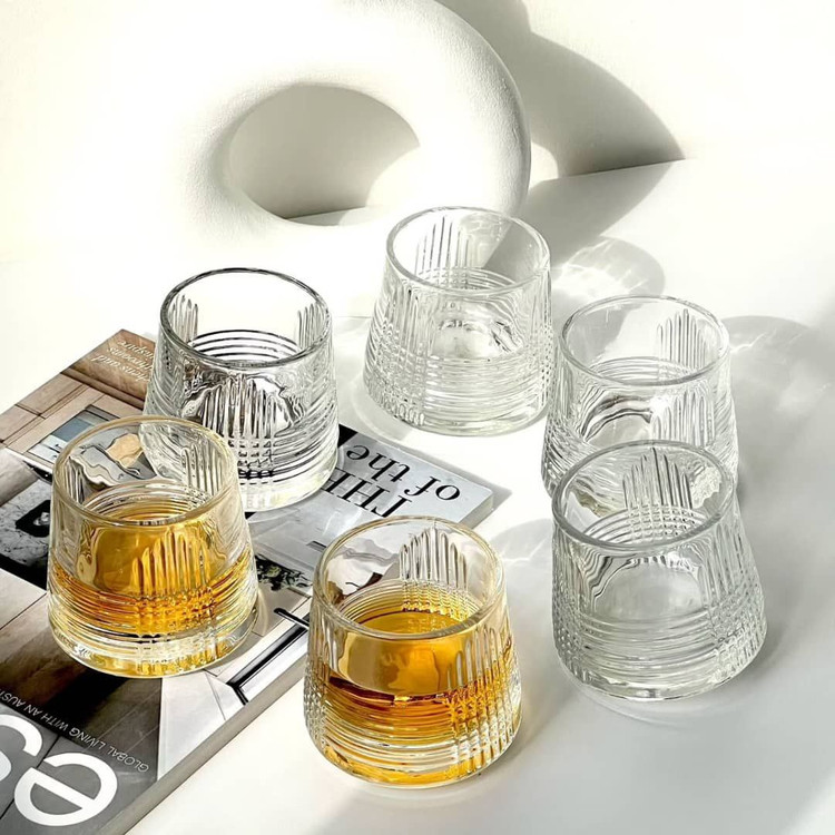 نیم لیوان چرخشی در دو طرح برند DELI GLASS