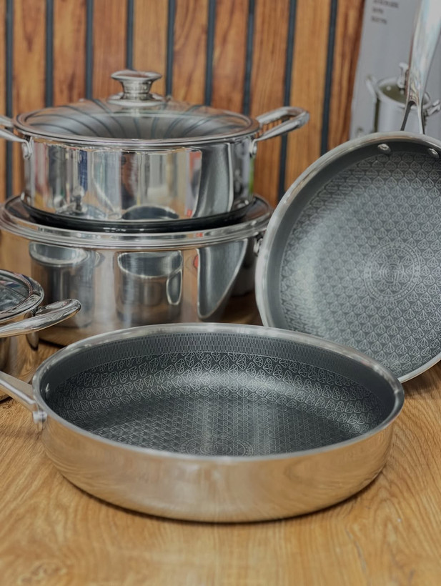 سرویس قابلمه 8 پارچه لیزری الماسی برند GIYOCA COOK