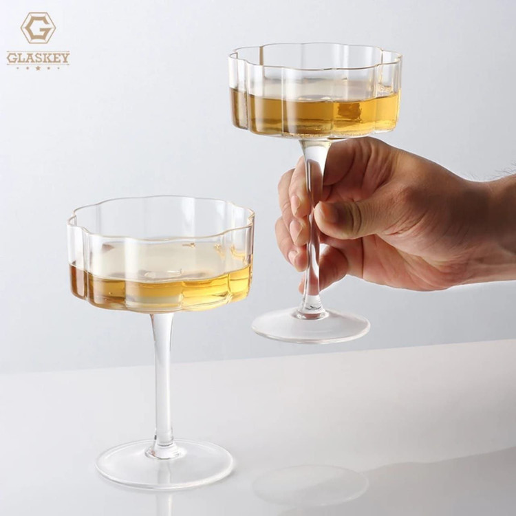 بستنی خوری ، دسر خوری و گیلاس خوری پایه بلند طرح گل برند Deli Glass