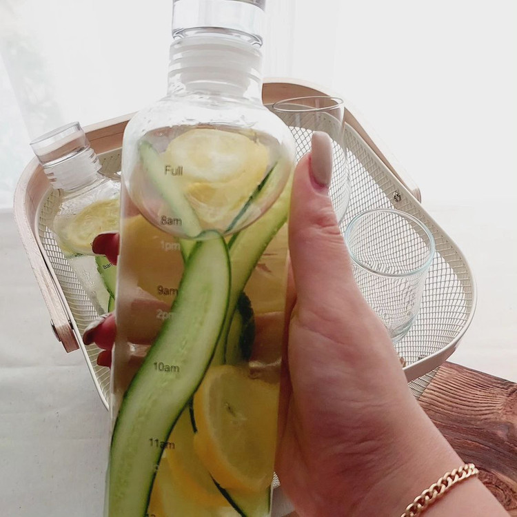 بطری آب پیرکس ساده و رنگی