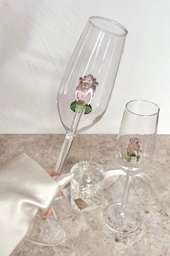 گیلاس خوری رز
