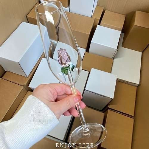 گیلاس خوری رز