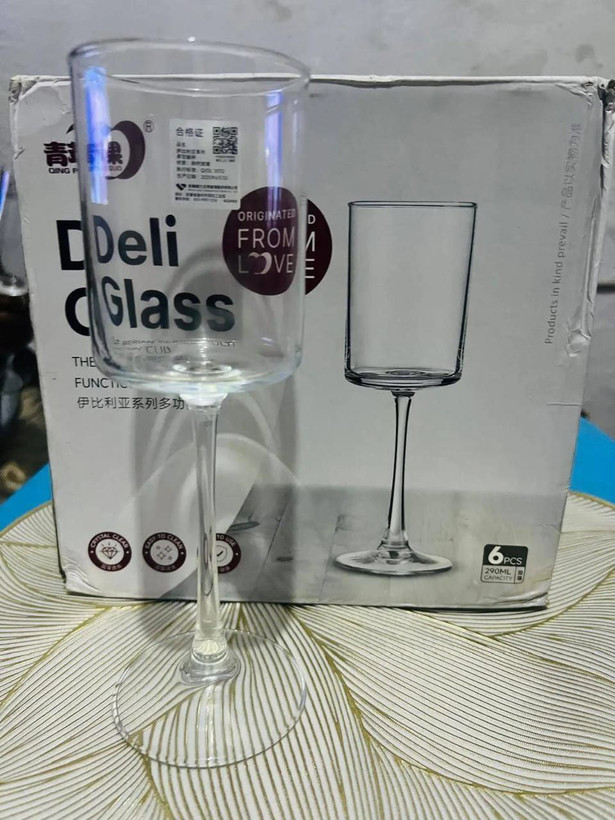 گیلاس خوری 6 عددی مدل نمادین iconic برند DeliGalss