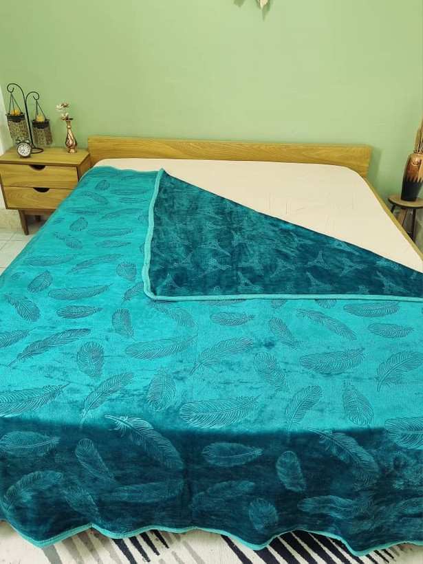 پتو دو نفره دور تراکم بالا (طرح پر و ایفل)