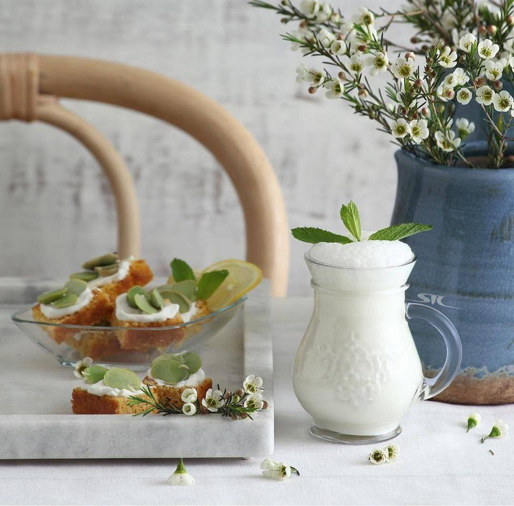لیوان دوغ خوری بلور برند LAV