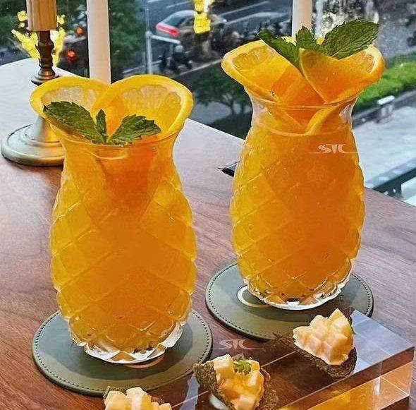 لیوان اسموتی بلور طرح آناناس