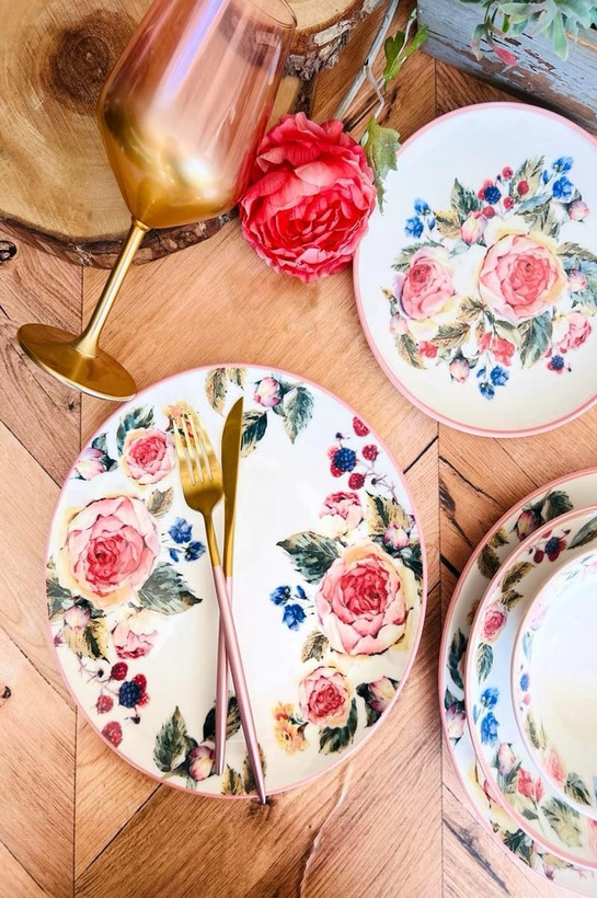 سرویس صبحانه خوری و عصرانه خوری ۲۲ پارچه طرح ROSE برند MISS BETTY