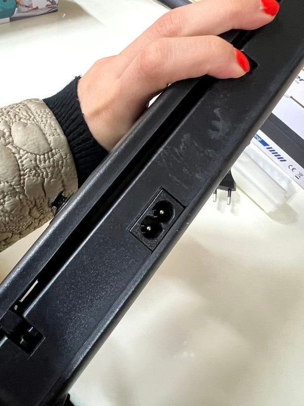 دستگاه وکیوم کیسه برقی برند VACUUM SEALER
