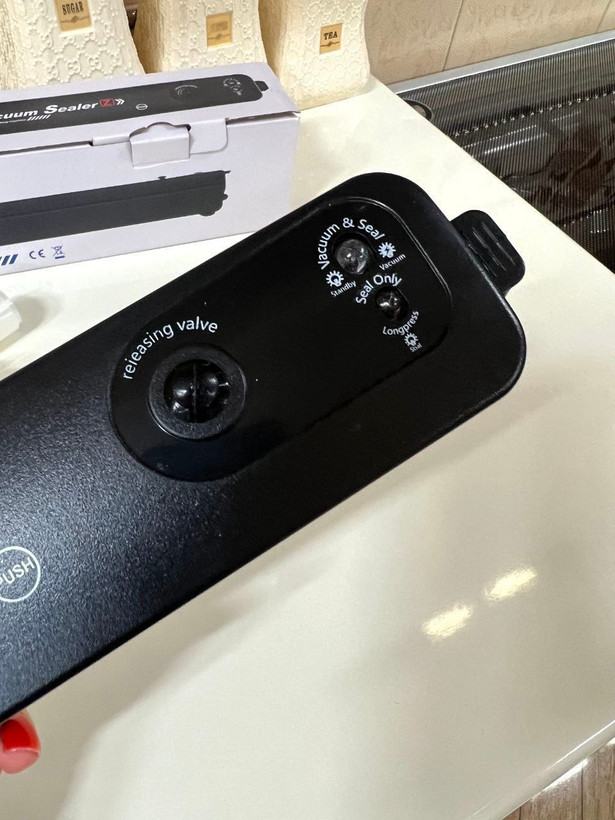 دستگاه وکیوم کیسه برقی برند VACUUM SEALER