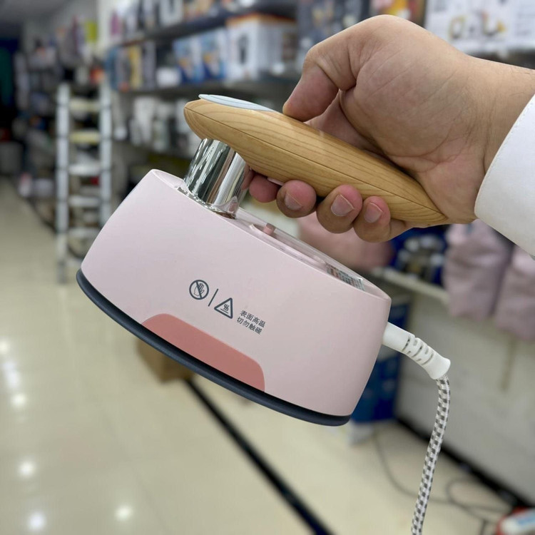 اتو مسافرتی برند CHIGO