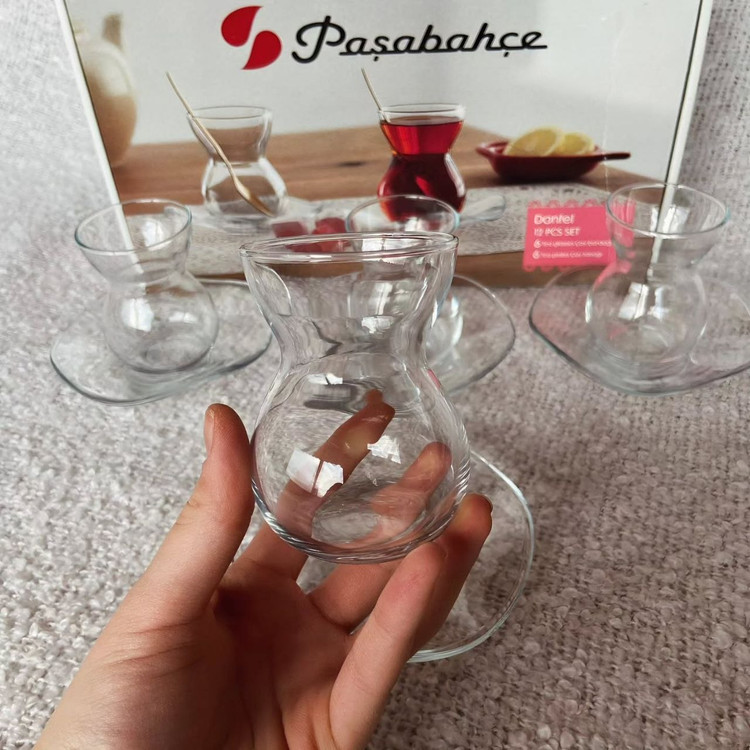 استکان و نعلبکی در دو طرح ELYSIA و DANTEL برند PAŞABAHÇE