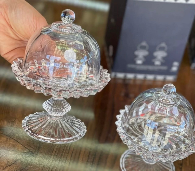 کاپ کیک خوری پایه دار